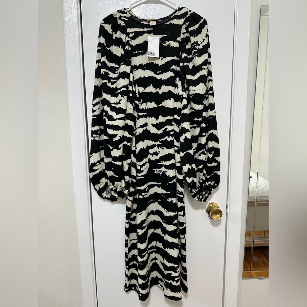 H&M dress